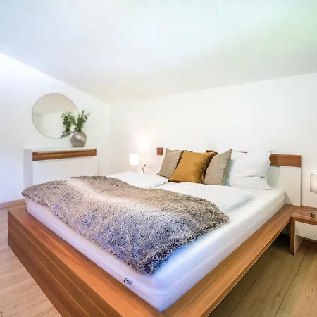 Alpenluxus Presents Panorama - Car Park And Mountain View Appartement